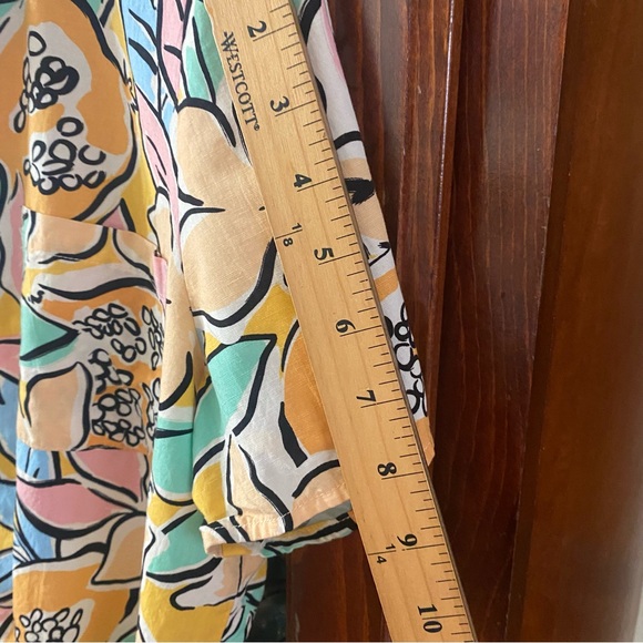 ASTR The Label Tropical Cropped Linen Blend Top with Buttons Size M - Picture 13 of 14